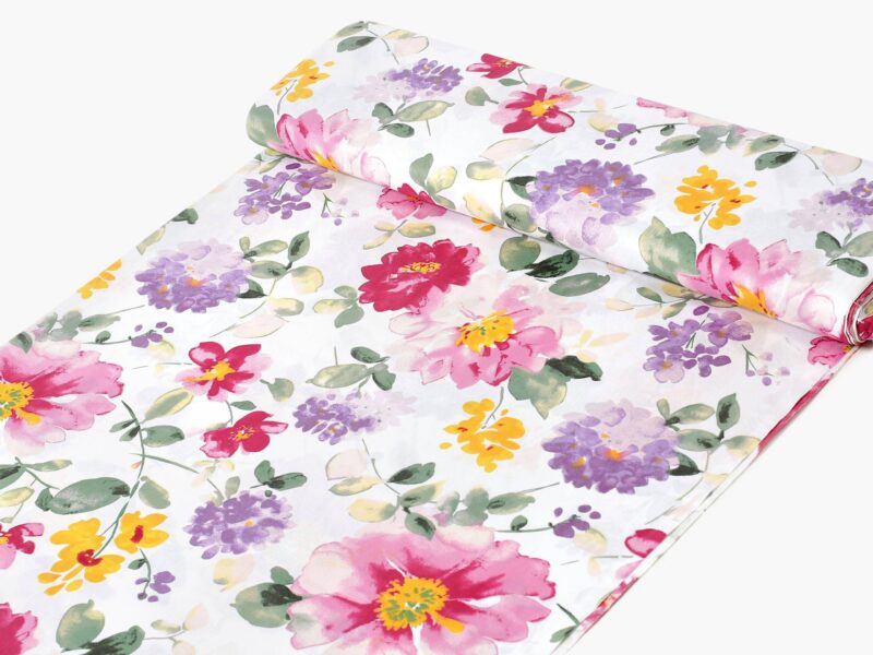 Bavlněna100% Cotton fabric violet blossoms on white by Stofex.á látka květy fialek na bílé metráž značky Škodák.