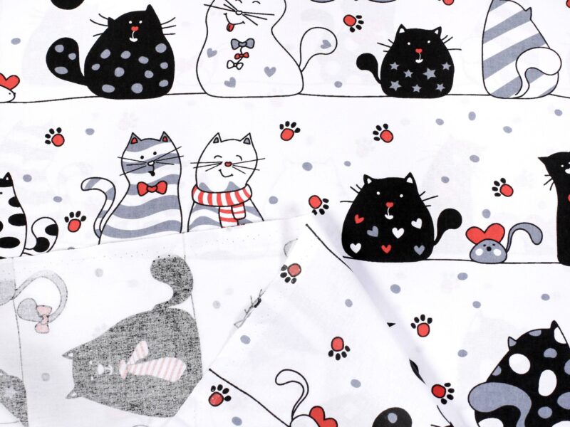 Cotton fabric cats in love by Stofex.