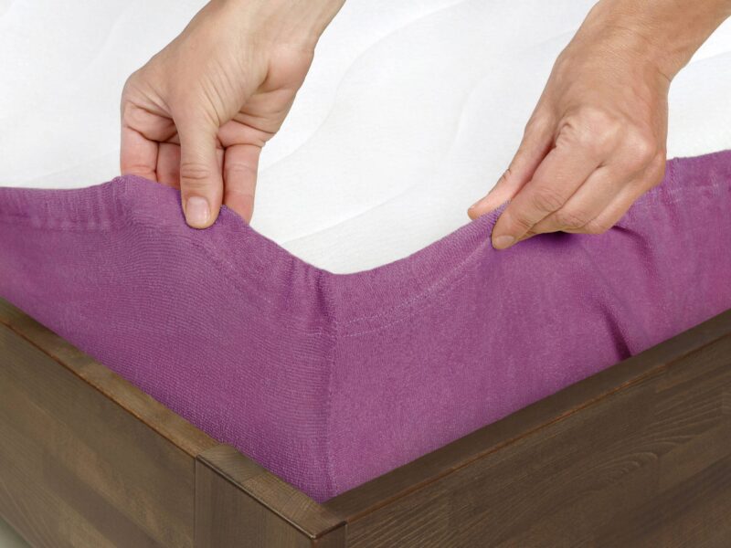 Terry bed sheet lilac with elastic band by Stofex