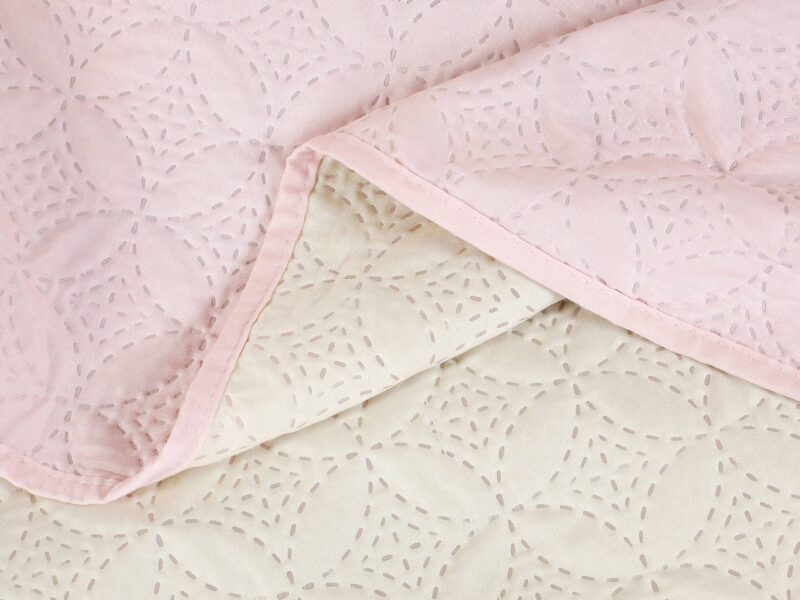 Quilted bedspread Bella pink by Stofex.