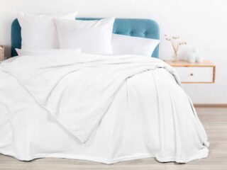 Microflannel blanket white 150x200 cm by Stofex.