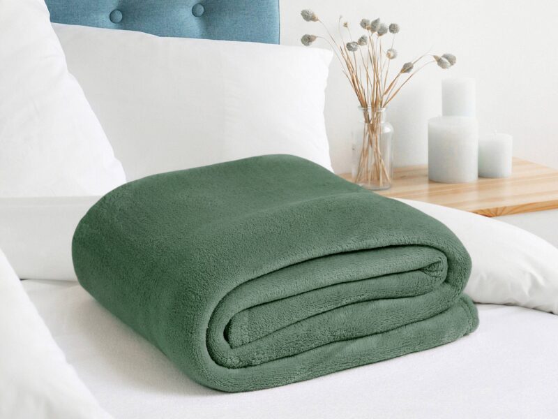 Microflannel blanket bottle green 150x200 cm by Stofex.