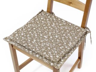 Square chair pad with hem - flowers on dark beige plaid by Stofex.