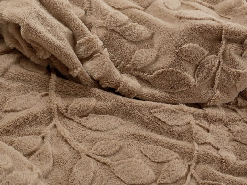 Jacquard blanket leaves brown 150x200 cm by Stofex.