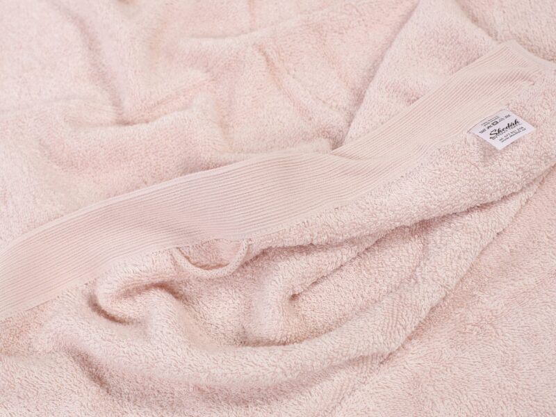 Modal towel and bath towel powder pink by Stofex.