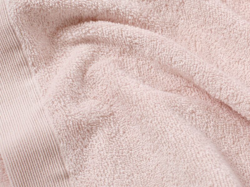 Modal towel and bath towel powder pink by Stofex.