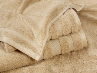 Luxury terry towel / bath towel beige by Stofex.