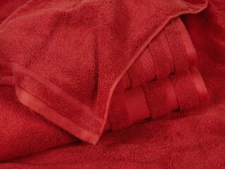 Luxury terry towel / bath towel terracotta red by Stofex.