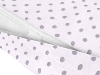 White cotton pillowcase with grey polka dots by Stofex.