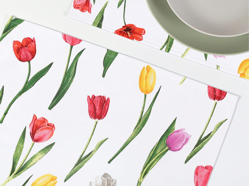 Cotton placemats with tulips by Stofex.