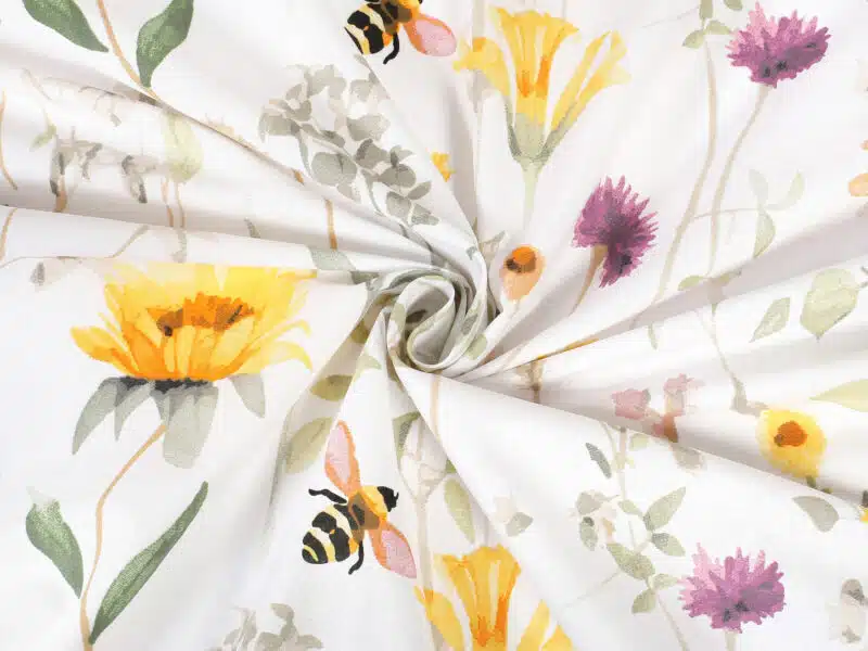 Cotton fabric meadow and bumblebee width 220 cm by Stofex.