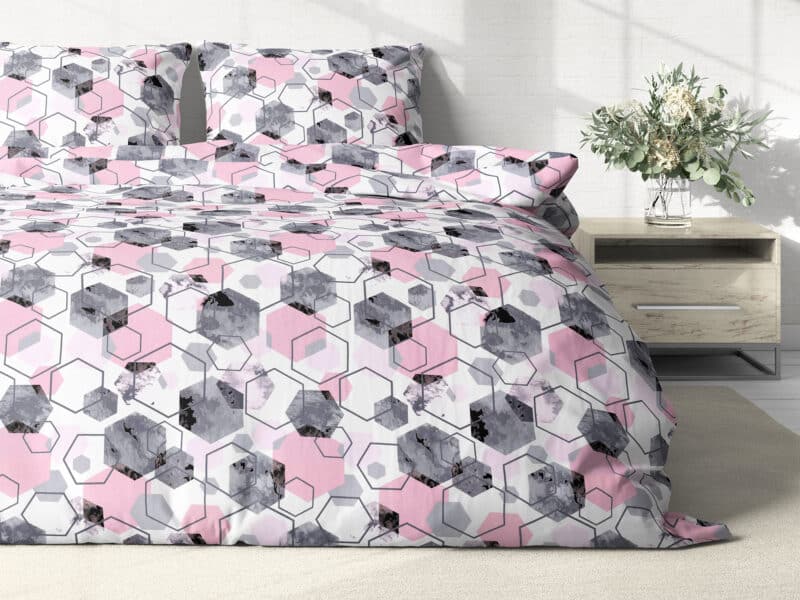 Cotton bed linen pink hexagons by Stofex.