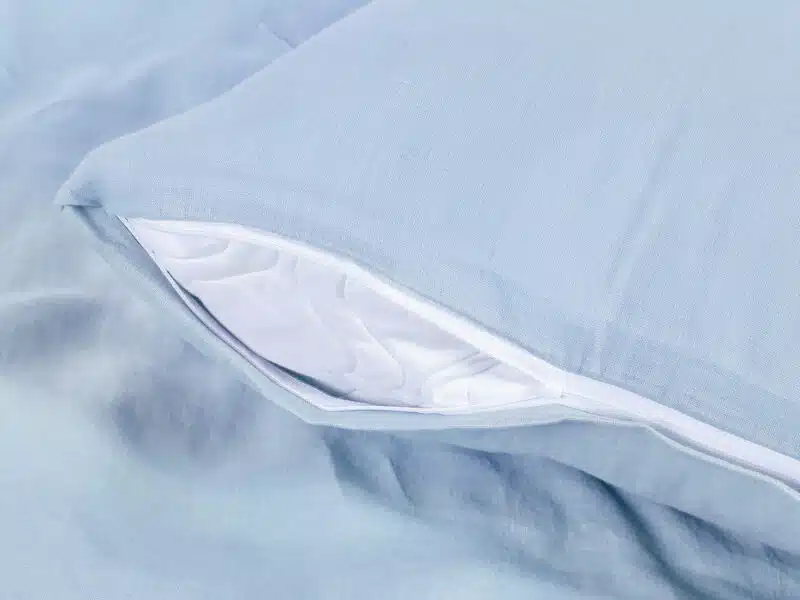 Premium linen pillowcase light blue by Stofex.