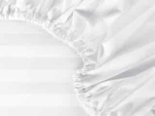 Damask fitted sheet white stripes 2 cm by Stofex.