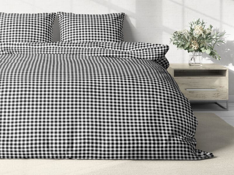 Cotton bed linen black checkered by Stofex.