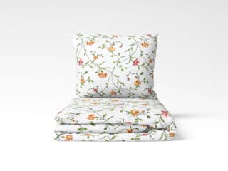 Flannel bed linen climbing flowers on white by Stofex.