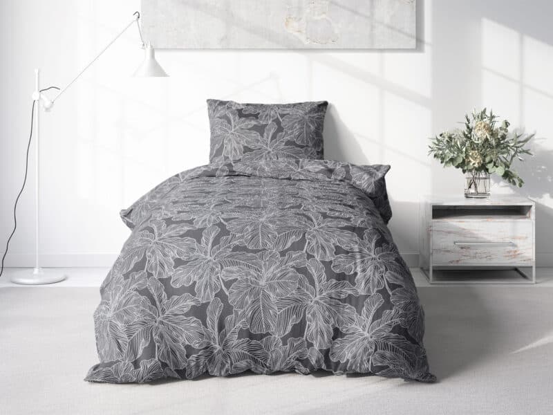 Satin bed linen night leaves by Stofex.