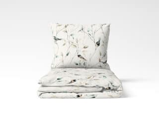 Satin bed linen hummingbirds by Stofex.