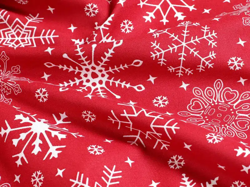 Christmas cotton table runner snowflakes on red by Stofex.