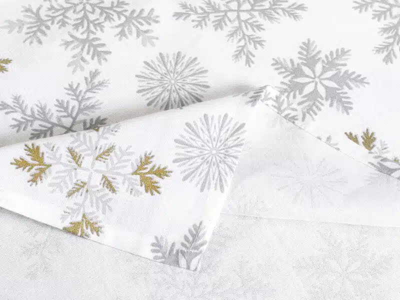 Christmas cotton table runner snowflakes on white by Stofex.